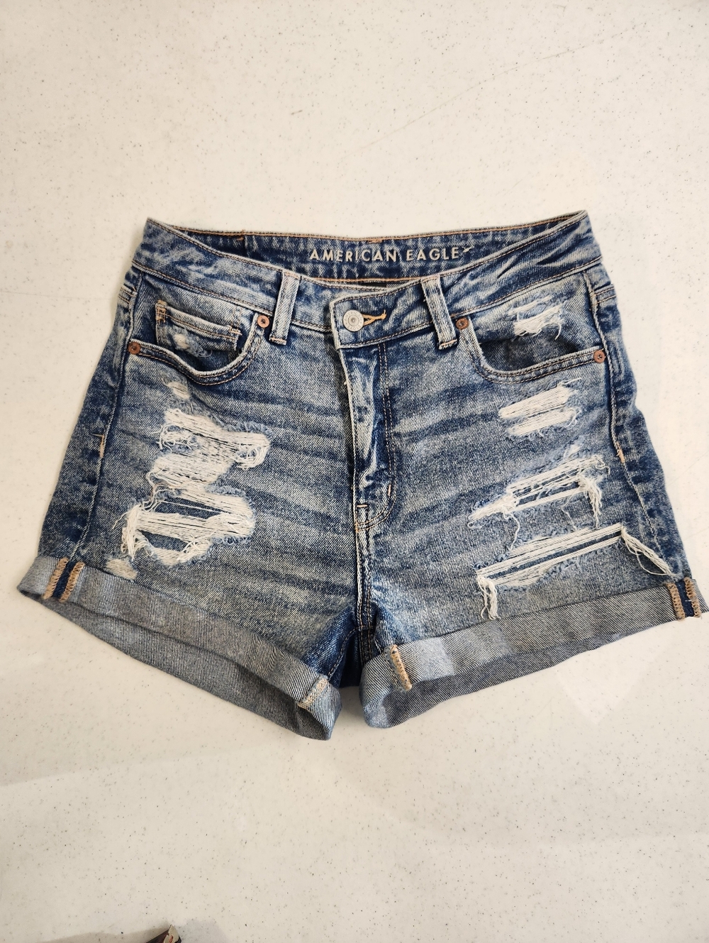 American Eagle Mom Short Distressed Med Wash Jean Denim Shorts Size 4